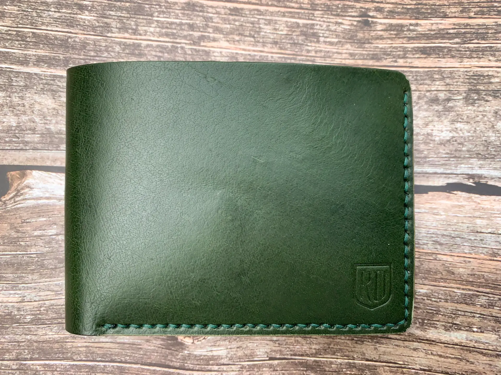 Classic bifold wallet-Olive green