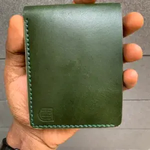 Classic bifold wallet-Olive green