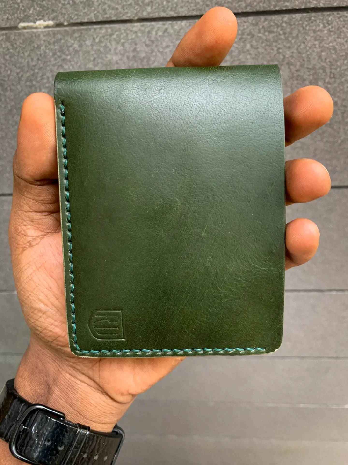 Classic bifold wallet-Olive green